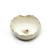 The Voyage Dubai - HB Ceramics Jagged Bowl Bee - Handmade in a small studio in Notting Hill by Heidi Bishop, this stunning porcelain 'jagged' bowl features delicate hand painted bee and is finished with gold edging.