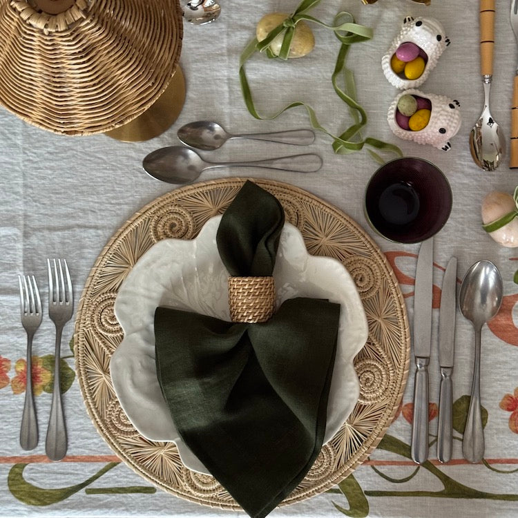 The Voyage Dubai - S&B French Baguette Stone Wash 7 pcs Cutlery Set - Elegant yet understated, the French Baguette Stonewash Cutlery brings timeless sophistication to any table. The sleek, tapering handles are paired with a rustic, stonewashed finish for a beautifully worn, vintage feel. Perfect for everyday meals or special gatherings.