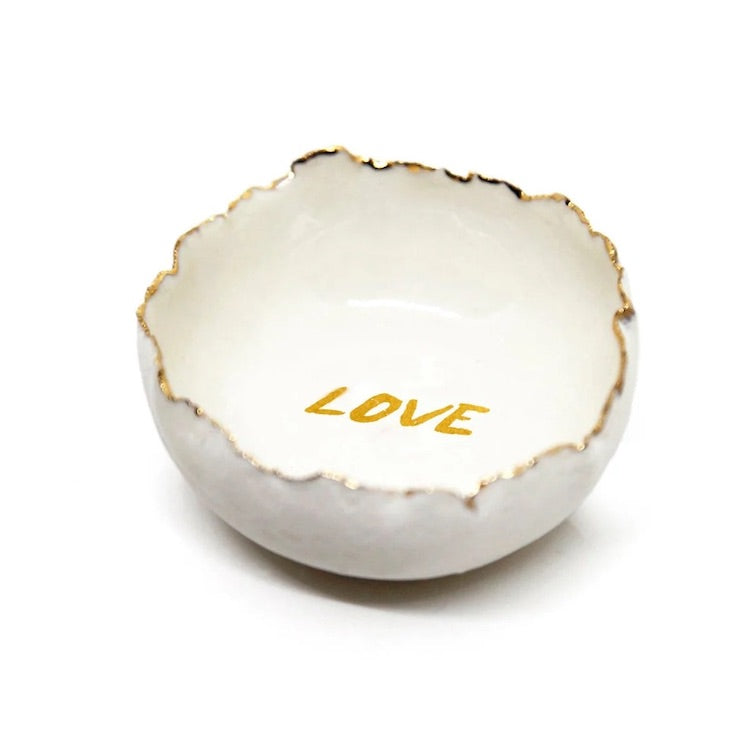 The Voyage Dubai - HB Ceramics Jagged Bowl LOVE - Handmade in a small studio in Notting Hill by Heidi Bishop, this stunning porcelain 'jagged' bowl features delicate hand painted LOVE and is finished with gold edging.