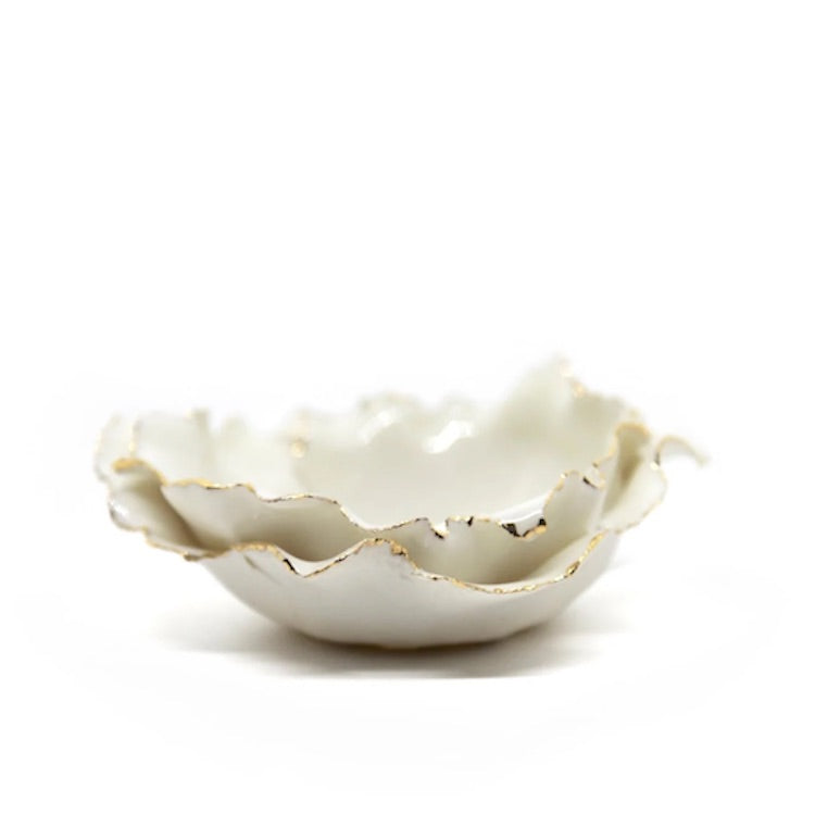 The Voyage Dubai - HB Ceramics Flower Bowl - Handmade in a small studio in Notting Hill by Heidi Bishop, this stunning porcelain flower bowl features a double layer of "petals" and is finished with gold edging.