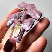 Hand embroidered brooch by French label Céleste Mogador.