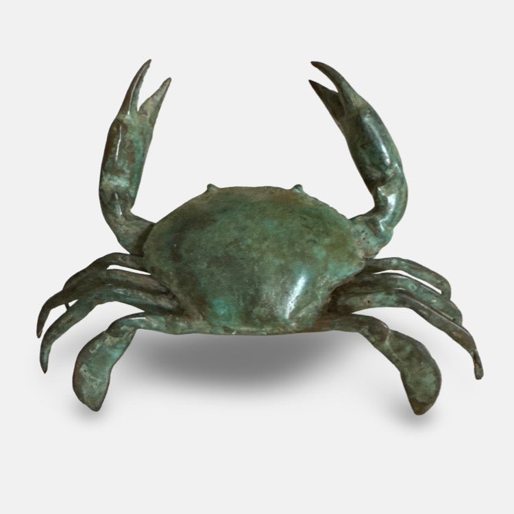 The Voyage Dubai - Bronze Crab sculpture - A lovely decorative piece, designed to be displayed on a table or desk, this metal crab is full of character, displaying beautiful detail and workmanship and a wonderful patina.