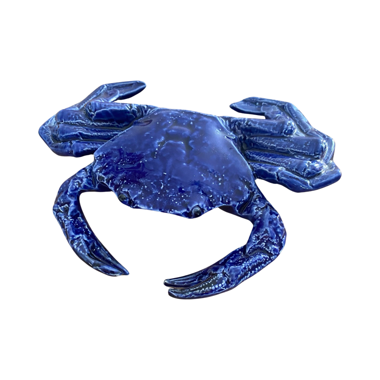 The Voyage Dubai - A lovely decorative piece, designed to be hung on the wall or simply placed on a table or desk, these ceramic crabs are handmade in a small workshop in the centre-west of Portugal. The design reflects the style of the Caldas da Rainha ceramics, home of the famous ceramicist Bordallo Pinheiro.