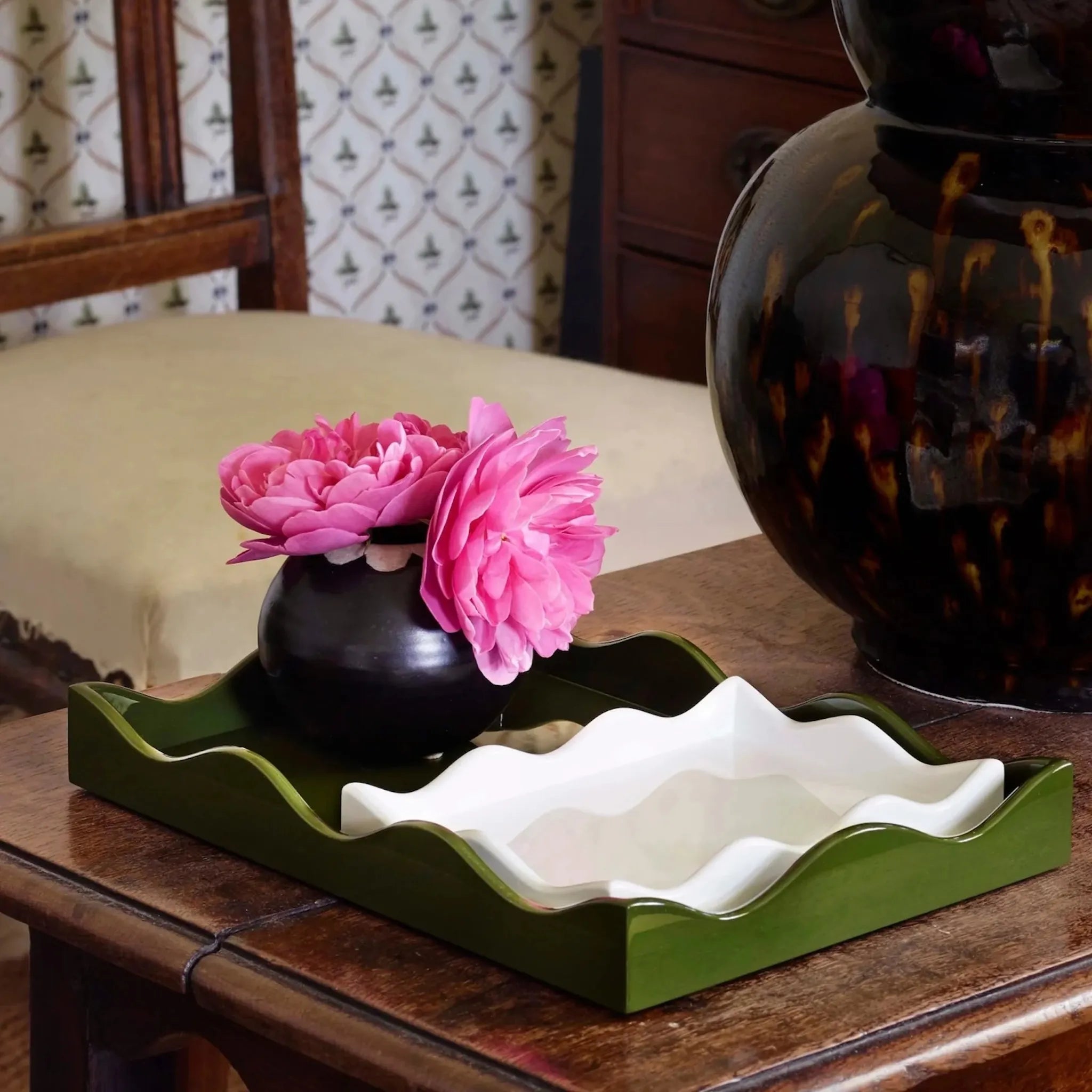 The Voyage Dubai - Mini Belles Rives Tray by The Lacquer Company