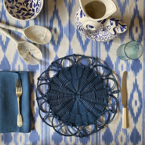 The Voyage Dubai - Linen Dinner Napkins Denim Blue Our classic dinner napkins available in seven gorgeous colours to complement a multitude of table settings.  Our napkins are made with 100% European linen making them luxurious and long-lasting. 50x50cm