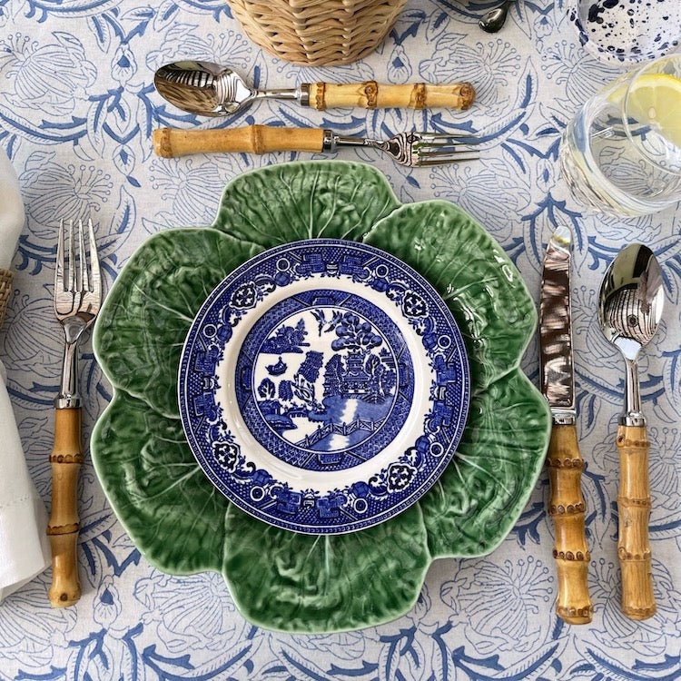 The Voyage Dubai - Five-Piece Natural Bamboo Cutlery Set  Create an effortlessly stylish table setting with this five-piece cutlery set carefully crafted from stainless steel with natural bamboo handles that are individually glazed. Comprising of dinner knife, dinner fork, soup spoon, salad/dessert fork and dessert spoon, these place settings bring a fresh, casual look to the table. 