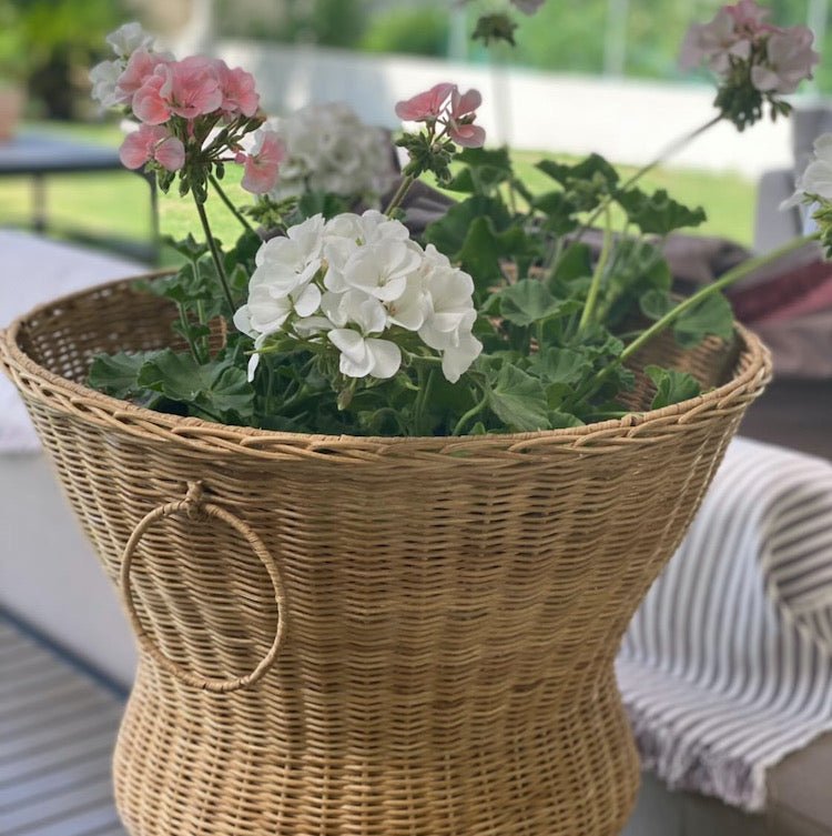 Rattan Vase - The Voyage Dubai